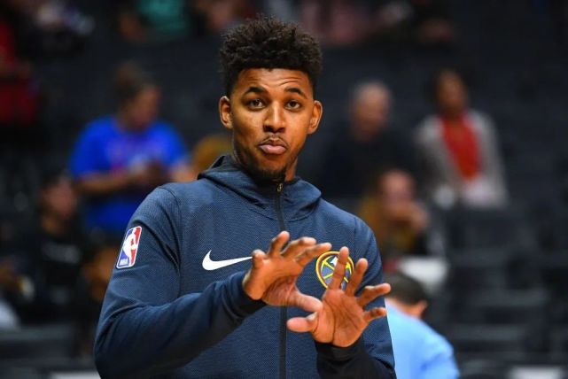 并非个别地 并非个别地