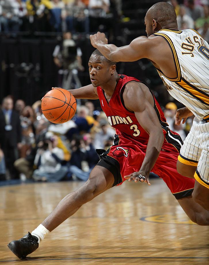 罗马诺：曼城仍将坎比亚索视为今夏关键引援之一